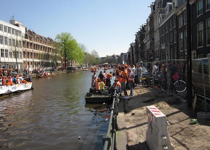 Хостел Uptown *